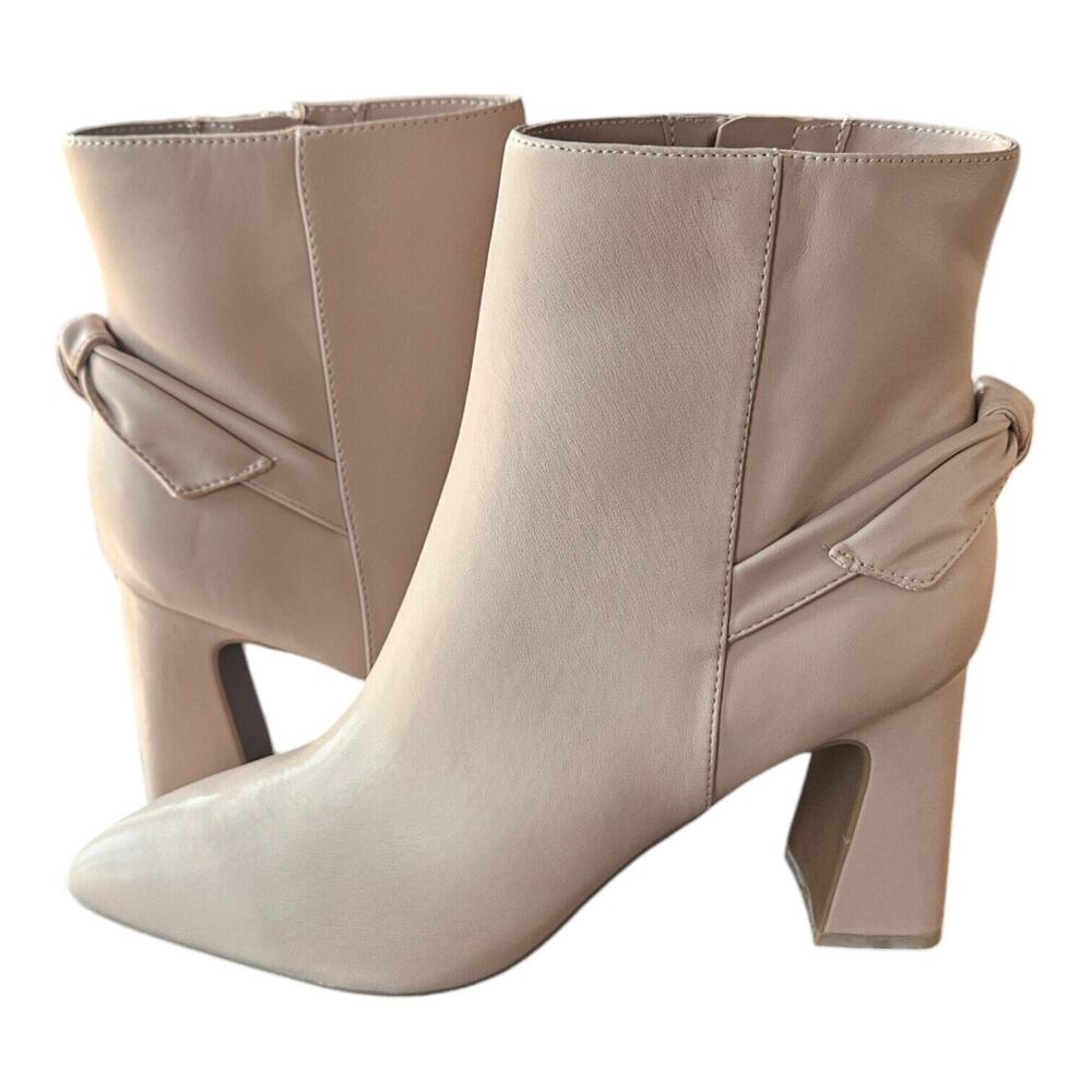 BANDOLINO Womens Kendra Pointed Toe Block Heel Zip Booties SZ 10 Knot Accent